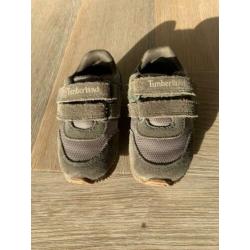 Timberland sneakers maat 22