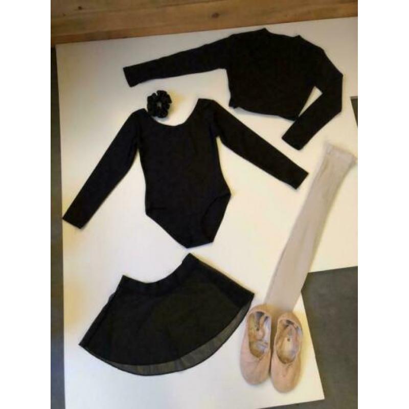 Ballet pak / outfit klassiek ballet / dans 116 - 122 - 128