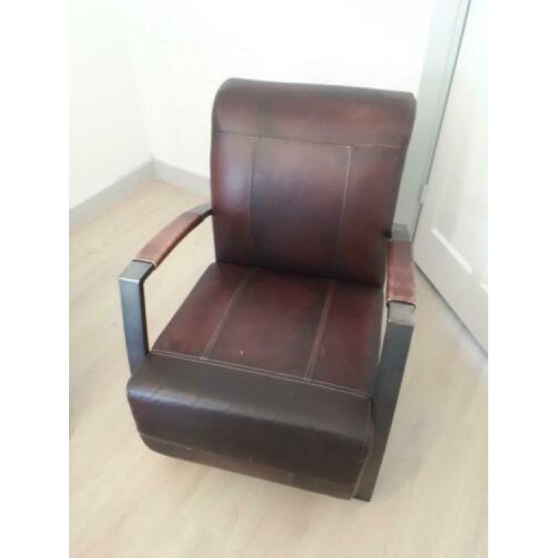 Mooie disign fauteuil.