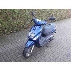 Tk yamaha neos 4t scooter geel kenteken