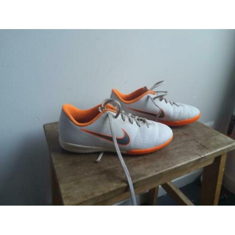 Sportschoen wit/ oranje NIKE