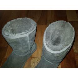 Uggs classic short maat 36