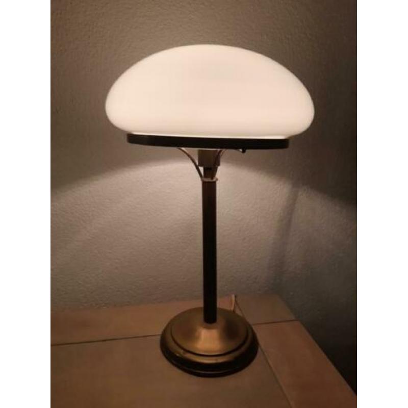 Art deco lamp tafellamp burolamp opaline mushroom messing