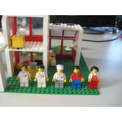 Lego 6380 Emergency treatment center - eerste hulppost