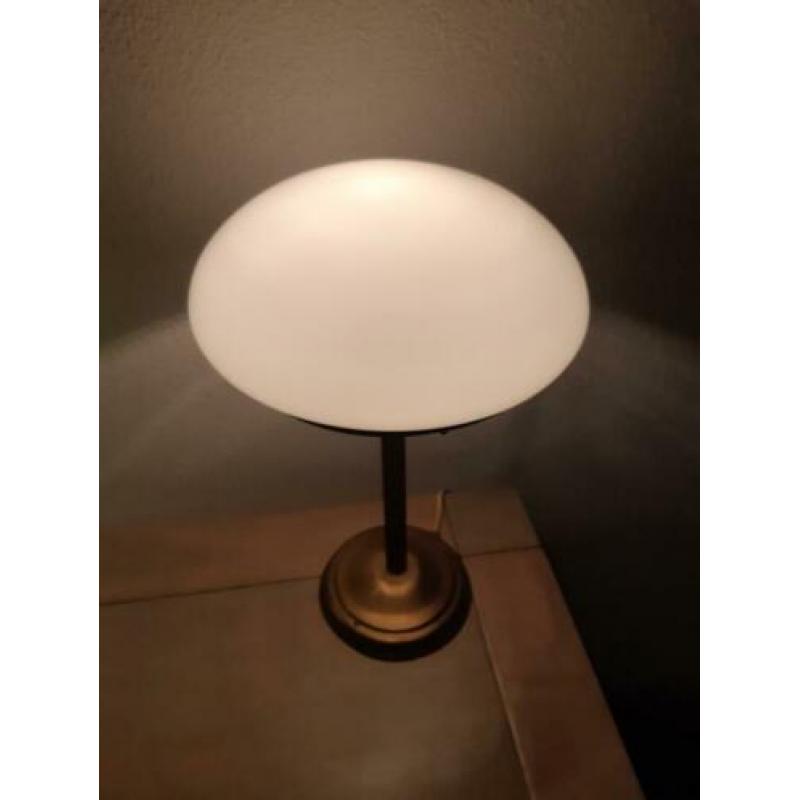 Art deco lamp tafellamp burolamp opaline mushroom messing