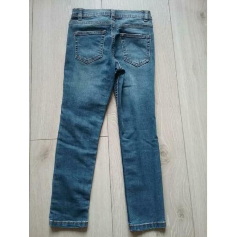 Broek en Trui maat 122/128