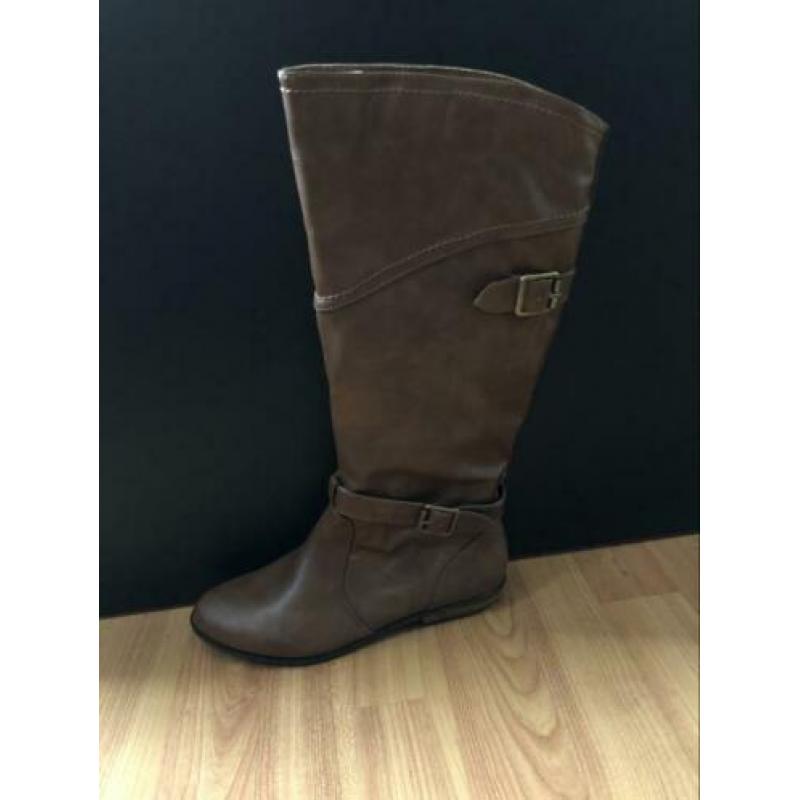 Steve madden laars maat 37