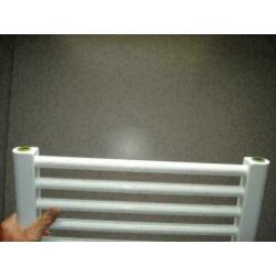 Designradiator 30 cm breed x 185 cm hoog in wit en 719 Watt