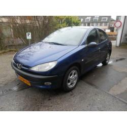 Peugeot 206 1.6-16V Gentry Automaat