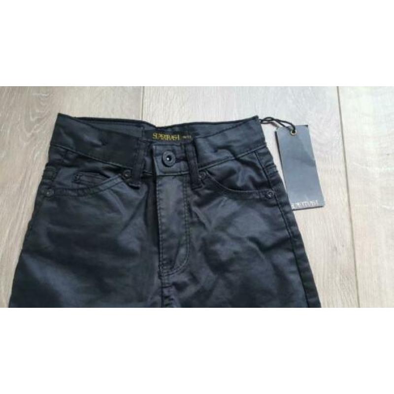 Partij kinderkleding Supertrash 9 stuks.