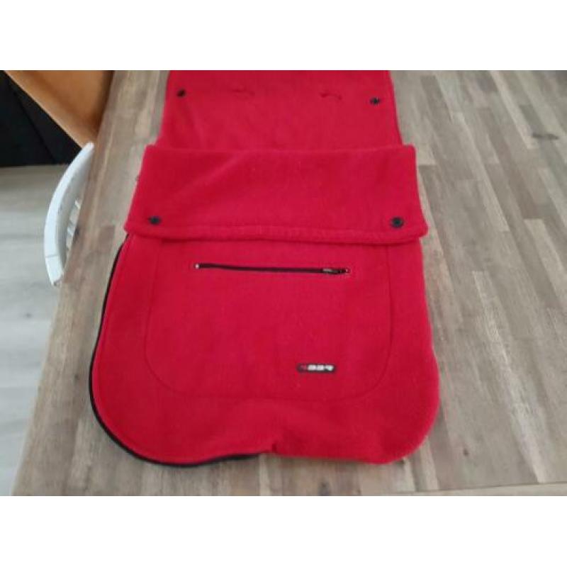 Universele voetenzak buggy rood fleece