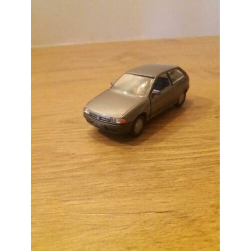 Opel Astra Gamma 1/43