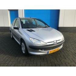 Peugeot 206 1.4 XT