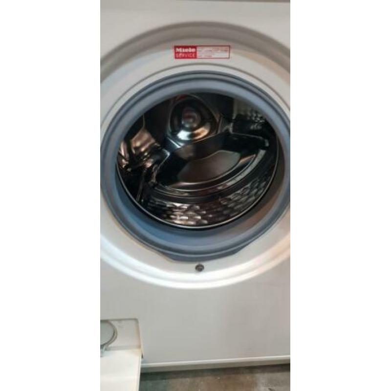 Miele 5kg 1600 toeren wasautomaat.