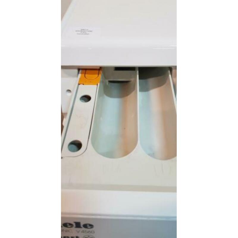 Miele 5kg 1600 toeren wasautomaat.