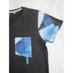 Zwart T-shirt van CRUSH DENIM maat 14 / 164 (gaatje)