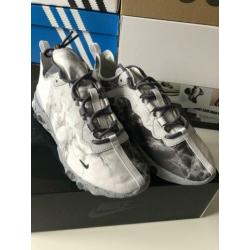 Nike React Element 55/KL.mt 38.5