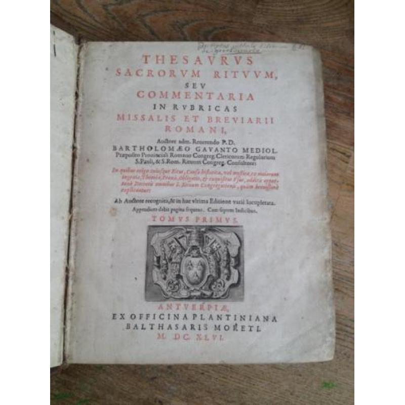 Gavanto Thesaurus sacrorum rituum 1746 leren band