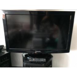 Panasonic 32 inch lcd