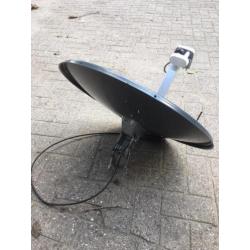 Schotel antenne 60 cm.