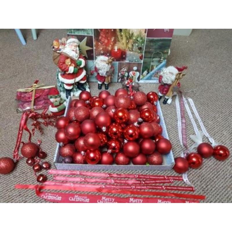 80 rode kerstballen incl deco