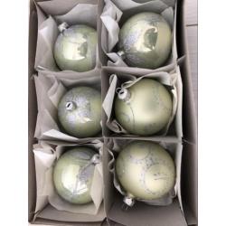 35 kerstballen groen