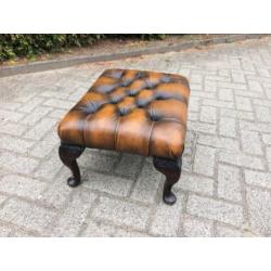 Chesterfield & schapenleren hockers verkrijgbaar va. €65,-