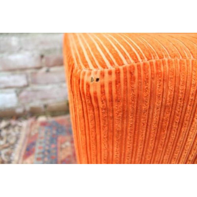 Vintage bohemian oranje rib poef seventies