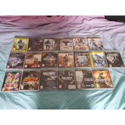 PlayStation 3 met spellen te koop.